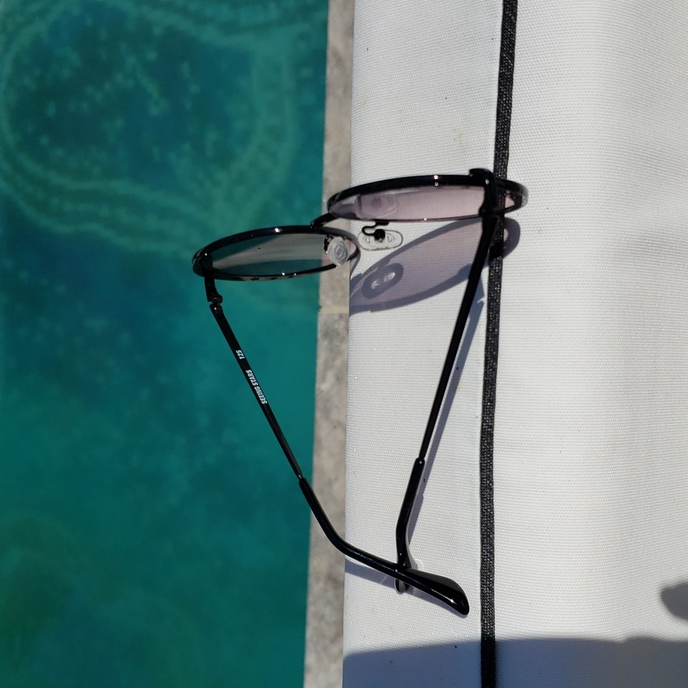 QUAY SUNGLASSES. BRAND NEW. - Picture 3 of 4